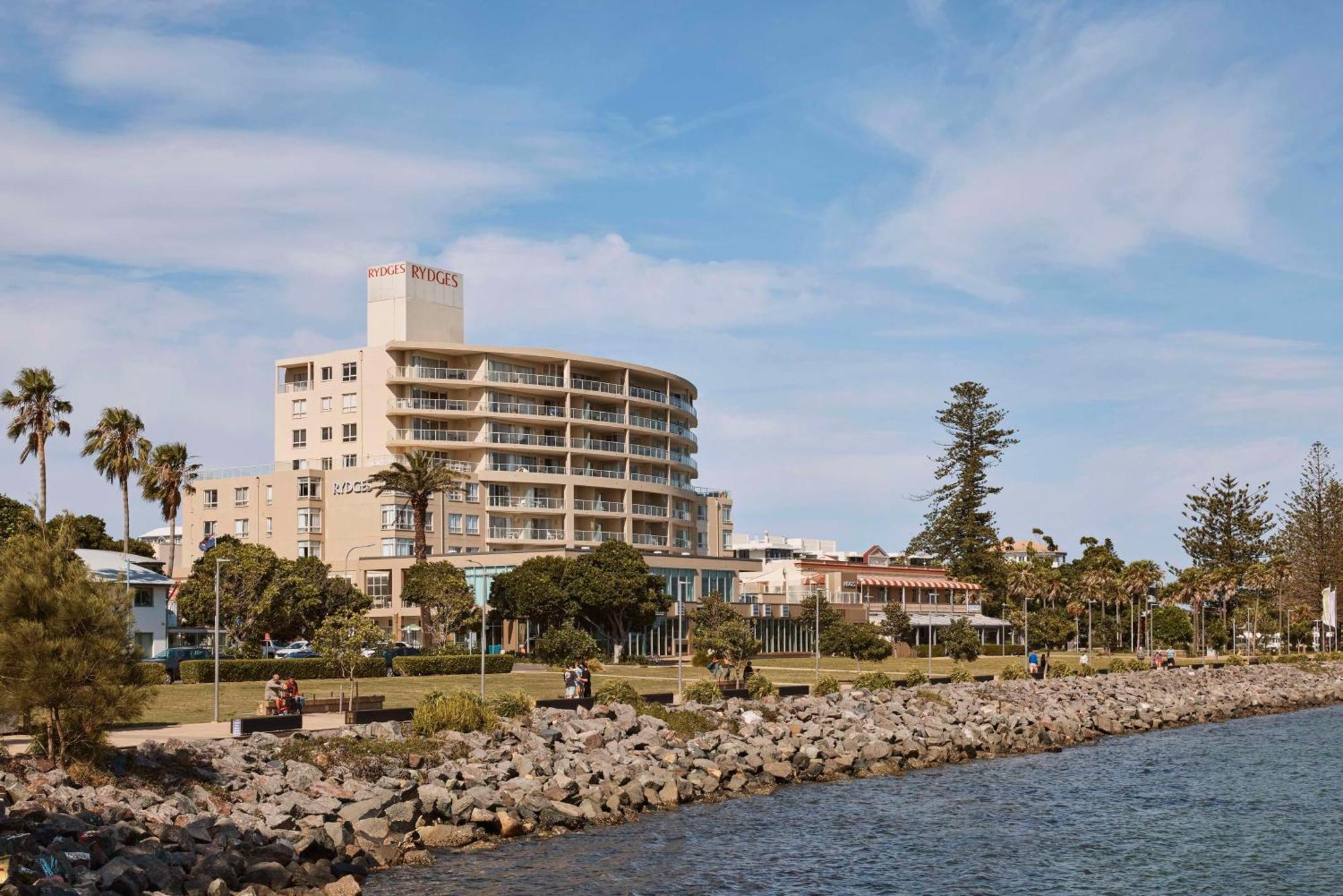 Rydges Hotel Port Macquarie Exterior photo